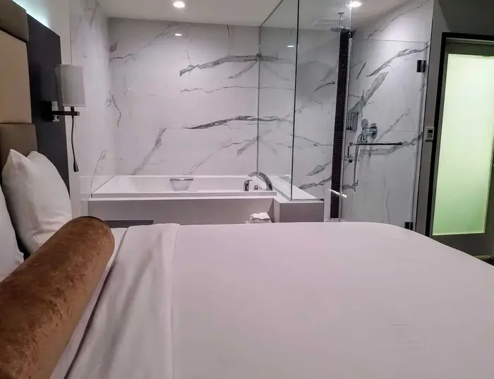 Hotel Xilo Glendale
