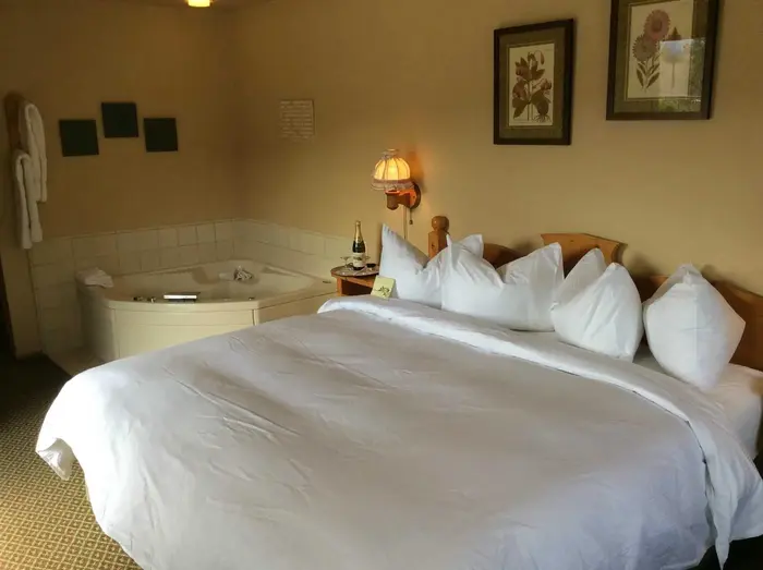 Linderhof Inn