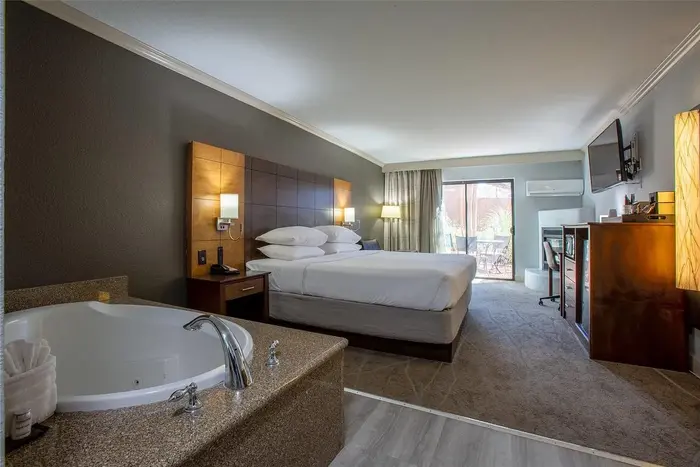 Arroyo Pinion Hotel, Ascend Hotel Collection