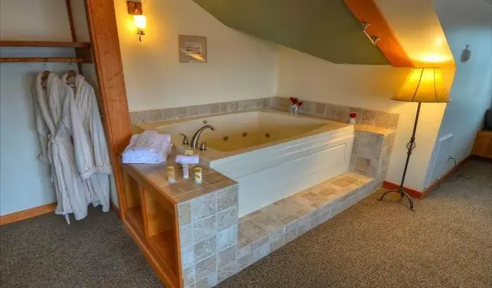 The Heron Inn & Day Spa