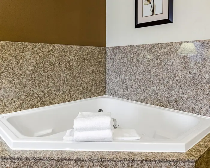 Comfort Inn & Suites Lawrence - University Area