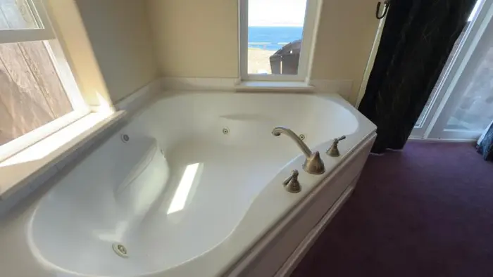 Seahorse Oceanfront Lodging