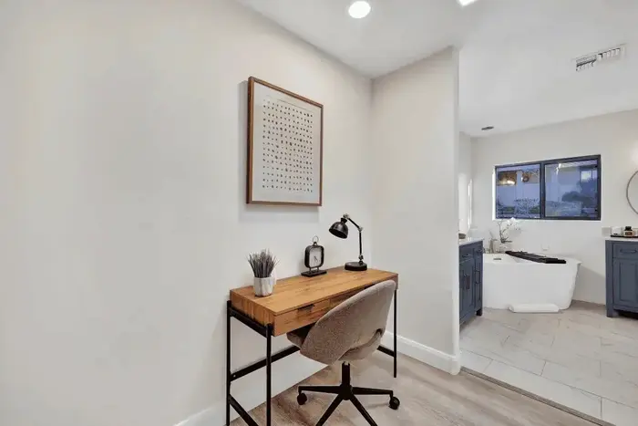 Sedona Mountain-View Retreat 3BR Single