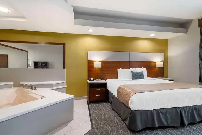Best Western Plus Gardena Inn & Suites