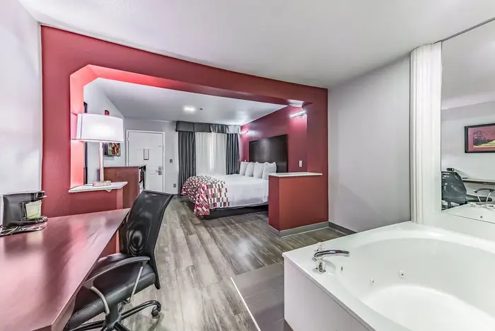 Red Roof Inn Dallas - Mesquite/ Fair Park NE