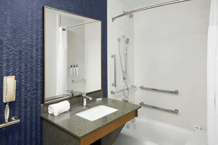 Fairfield Inn & Suites by Marriott South