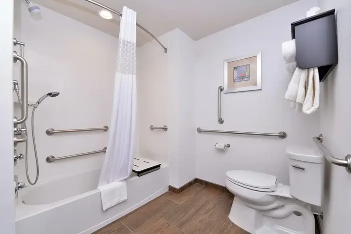 Hampton Inn & Suites Mount Joy / Lancaster