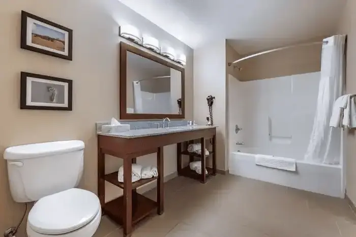 Comfort Inn & Suites Northern Kentucky