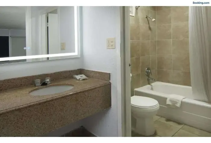 Motel 6 Mesquite, TX – Town East