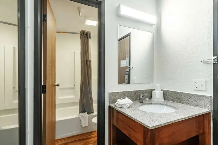 Motel 6 Naperville