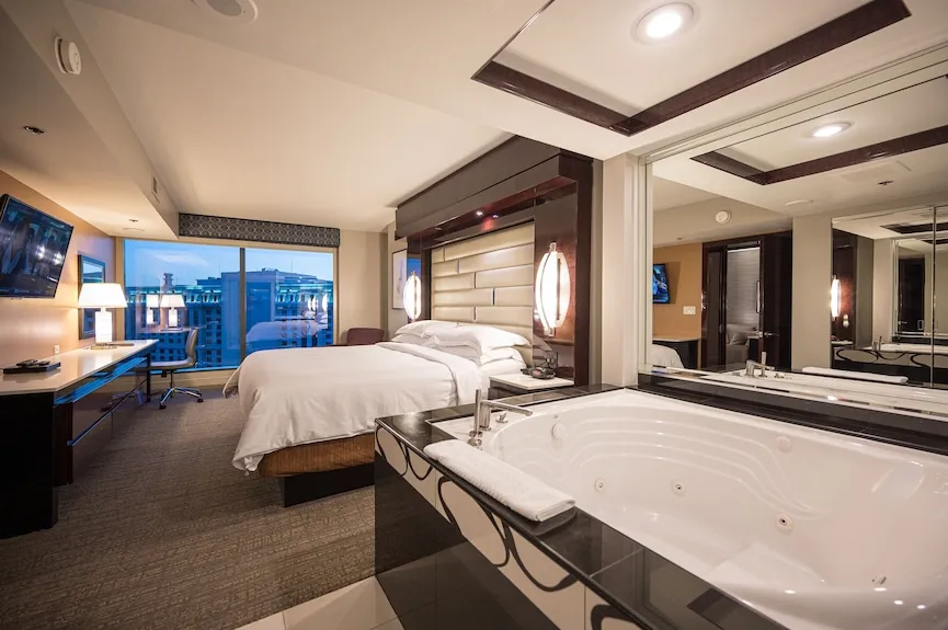 New Mexico Hotels With Jacuzzi in Room