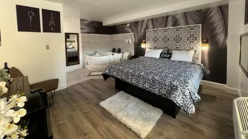 Orbits Inn