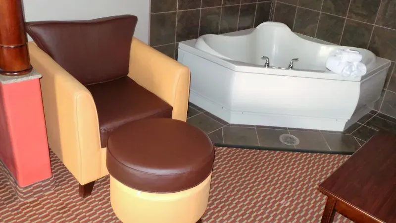 Red Roof Inn & Suites Detroit - Melvindale / Dearborn