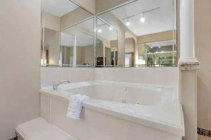 Comfort Suites Houston NW – Vintage Park
