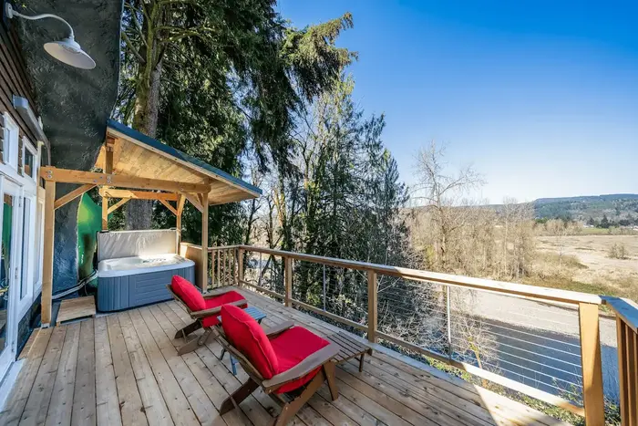 Riverfront Cottage