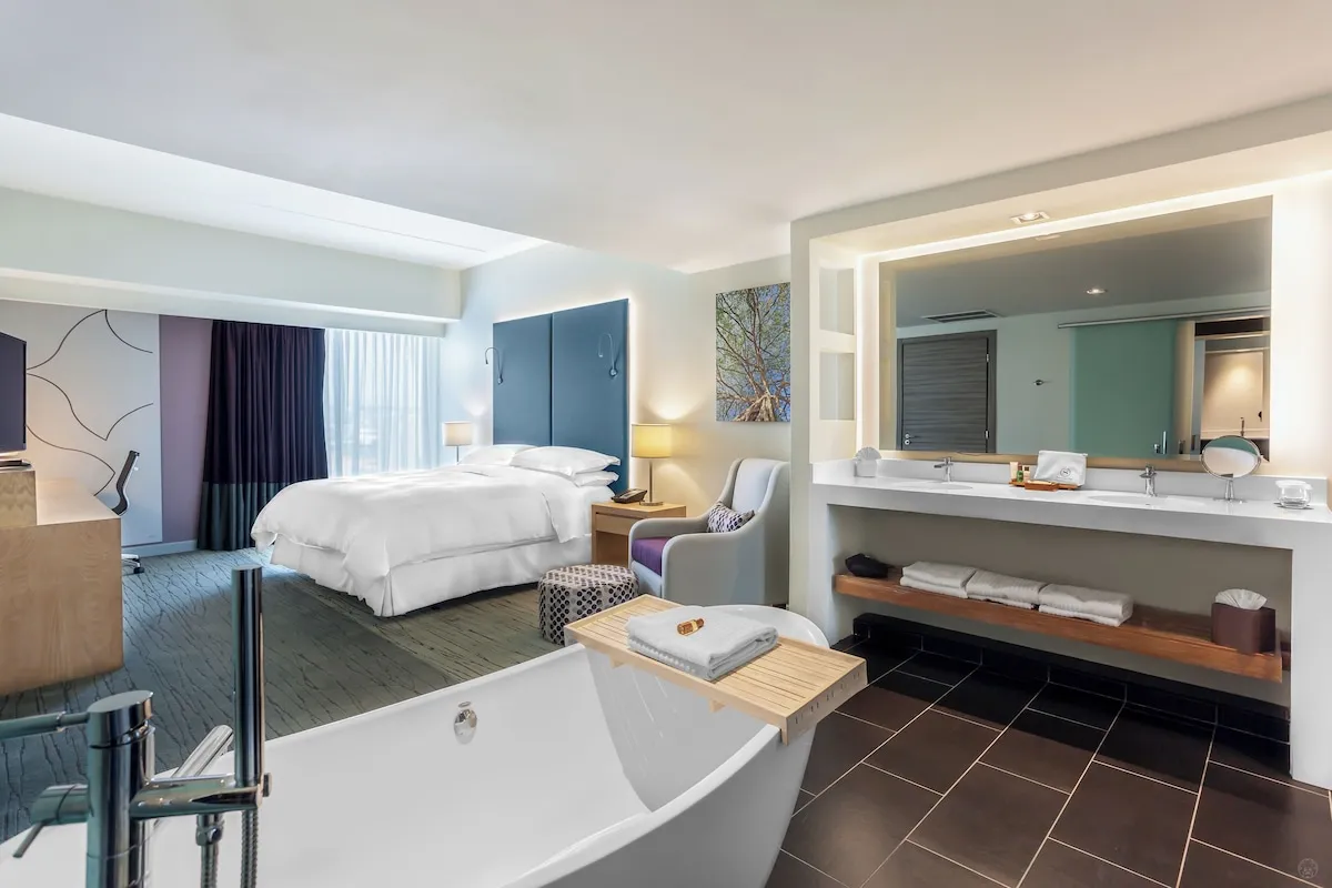 San Jose Hotels with Jacuzzi in Room