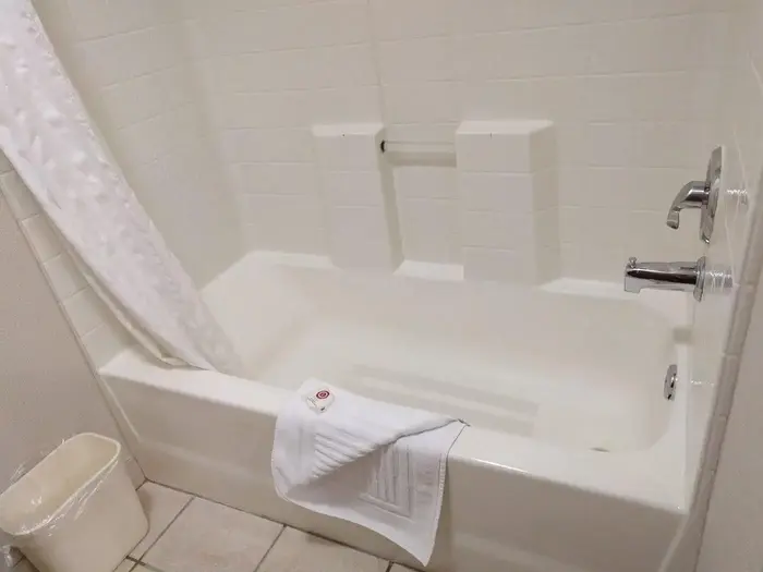 Comfort Suites Airport