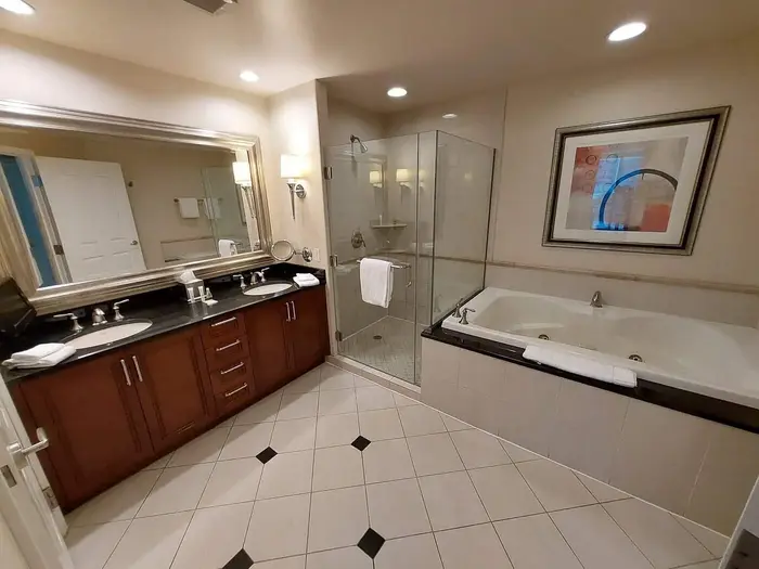 Luxury Suites International At The Signature