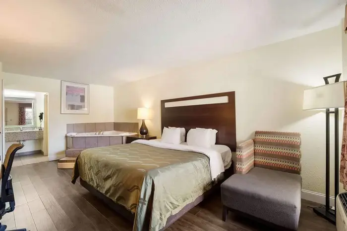Quality Inn & Suites Statesboro