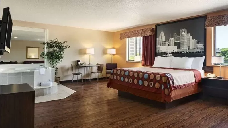 Super 8 by Wyndham Taylor/Detroit Area