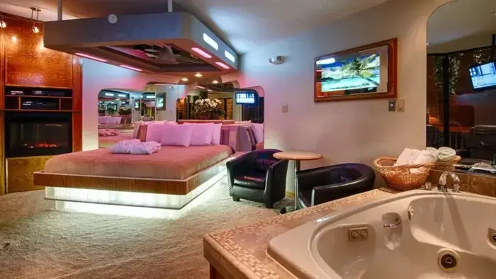 Sybaris Indianapolis