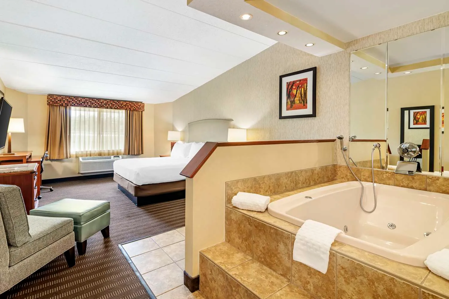 Vermont Hotels with Jacuzzi in Rooms