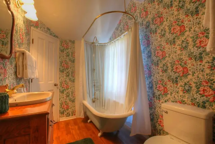 Bath Street Inn