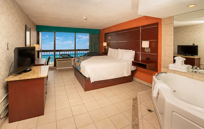 Virginia Hotels with Jacuzzi in Rooms