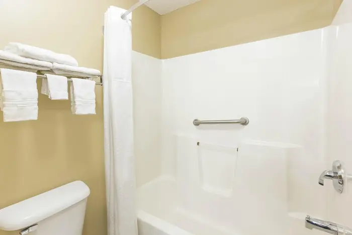 Super 8 by Wyndham Sioux Falls Unclaimed