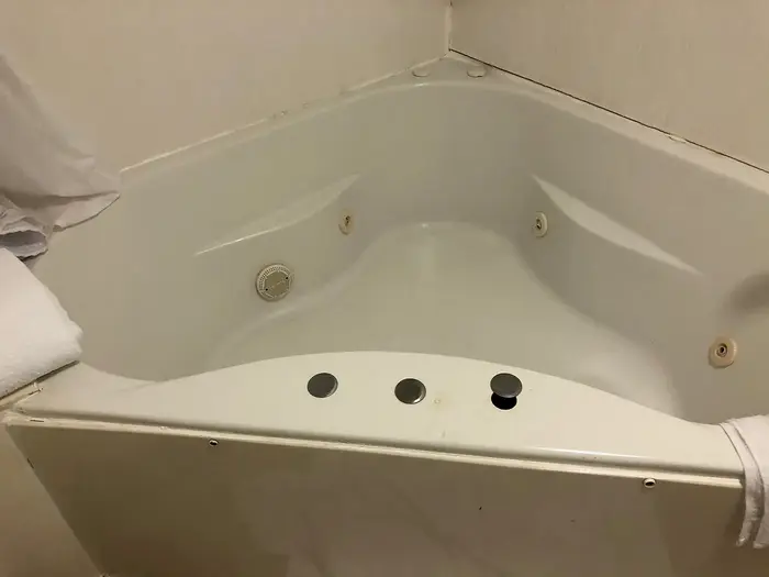 Courtyard by Marriott Beaumont